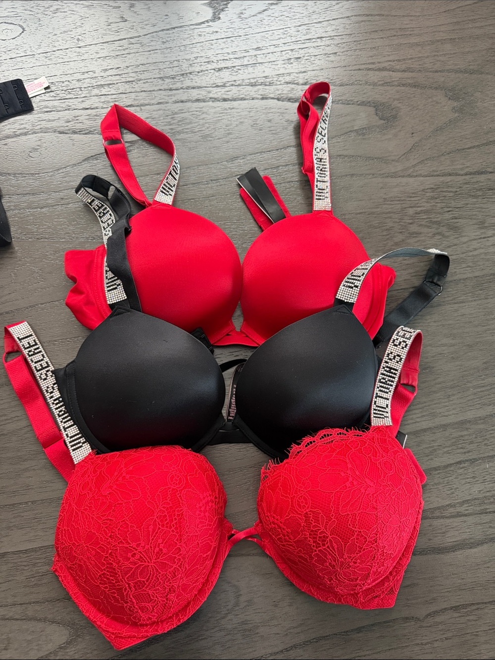 Victoria's Secret Red & Black very sexy Push-Up Bra Trio with rhinestone straps